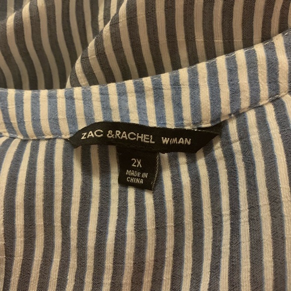 Tunic style blouse/top size 2x - Picture 5 of 8